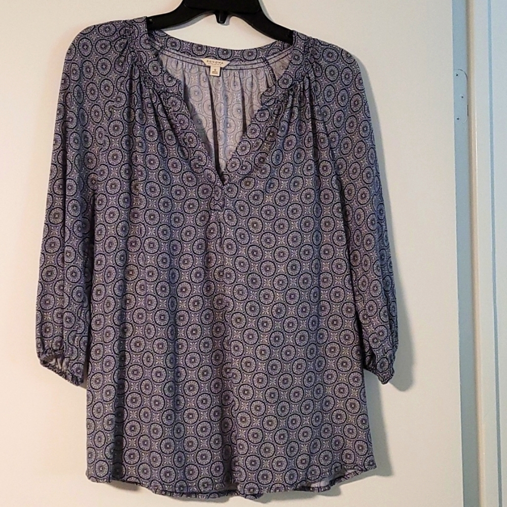 Pretty navy and creme peasant blouse